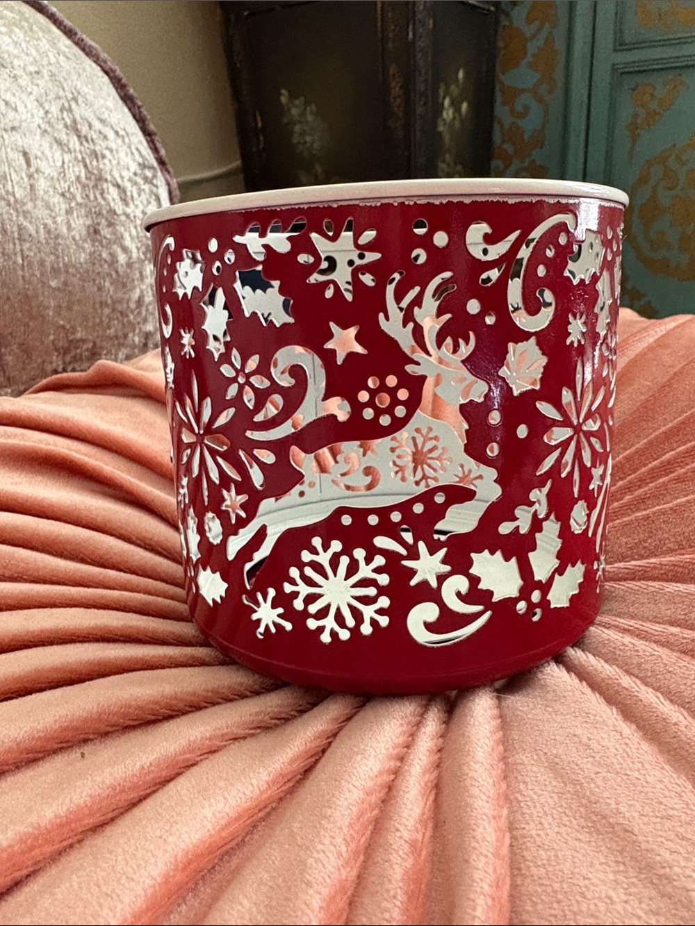 Bath and Body Works Red Holiday Metal Candle Holder - Picture 5 of 10